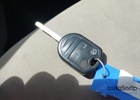 2015 Ford Fiesta Se из США, поврежденный, VIN 3FADP4BJ3FM175655